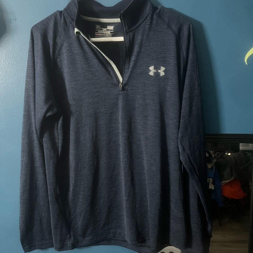 Navy Under Armour quarter zip sweatshirt
small loose